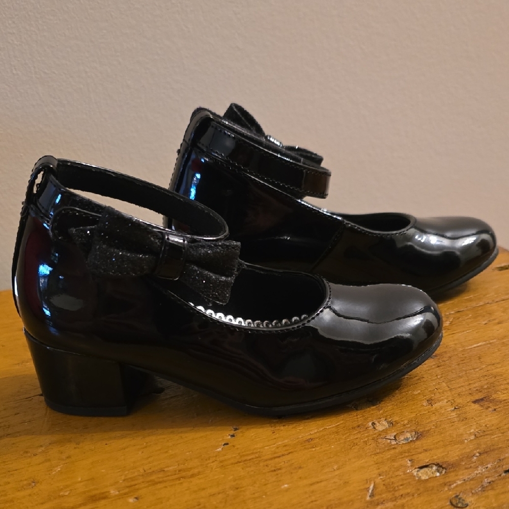 Rachel Black Patent Leather Shoes with Bow